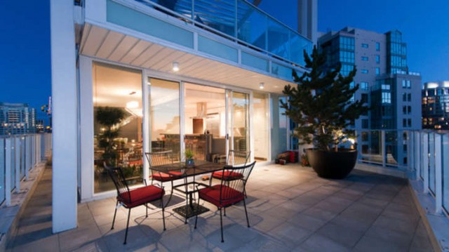 GREAT ESTATE: COAL HARBOUR FLATIRON BUILDING PENTHOUSE (VANCOUVER) Coal Harbour Flatiron Building3 GREAT ESTATE: COAL HARBOUR FLATIRON BUILDING PENTHOUSE (VANCOUVER)