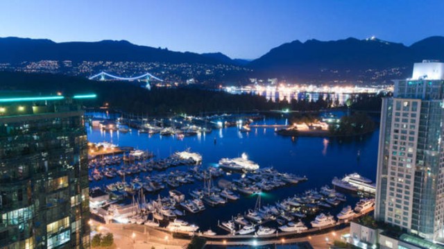 GREAT ESTATE: COAL HARBOUR FLATIRON BUILDING PENTHOUSE (VANCOUVER) Coal Harbour Flatiron Building7 GREAT ESTATE: COAL HARBOUR FLATIRON BUILDING PENTHOUSE (VANCOUVER)